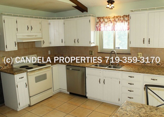 Foto del edificio - 4 BEDROOM IN NORTHEAST COS
