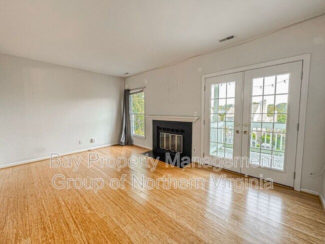 Foto del edificio - 2919-C S Woodstock St