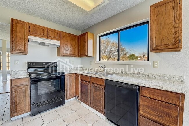 Foto del edificio - 3121 Twisted Vine Ln
