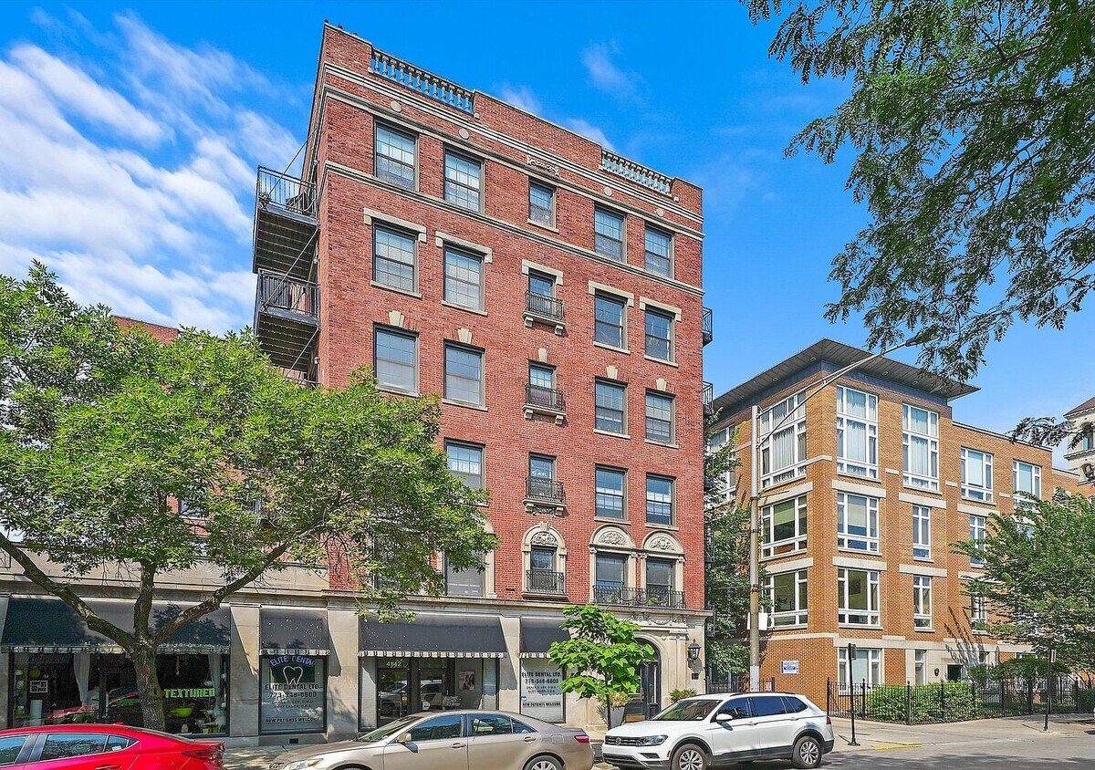 4144 N Sheridan Rd Unit 105, Chicago, IL 60613 Condo for Rent in