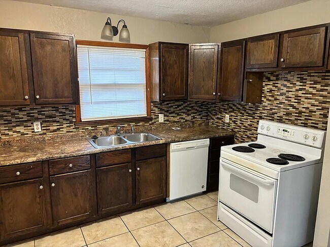 Foto del edificio - 2322 W Casado St