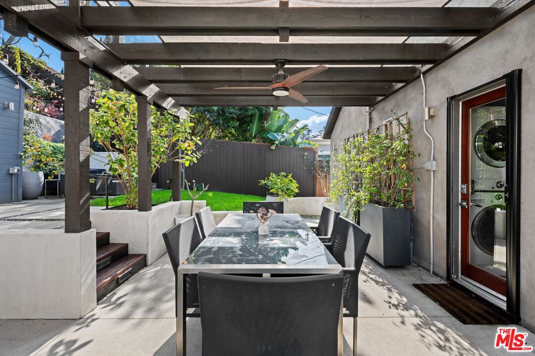 Foto principal - 1350 Coronado Terrace