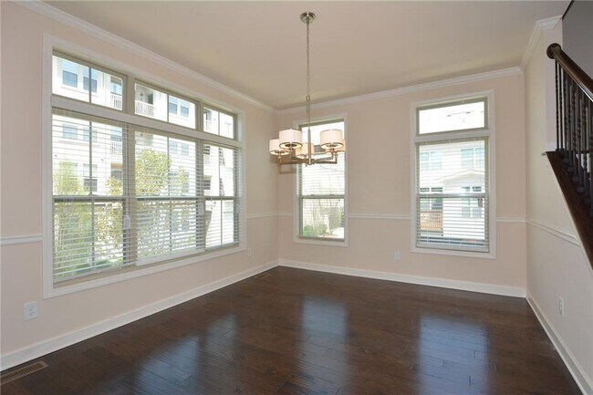 Building Photo - 2266 Lavista Cir NE