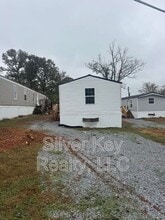 Building Photo - 3000 US-11