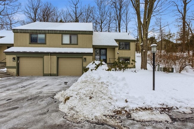 Building Photo - 504 Heritage Hls