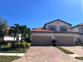 Building Photo - 1622 Oceania Dr S
