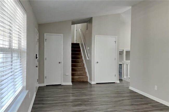 Foto del edificio - 2974 Sloans Way