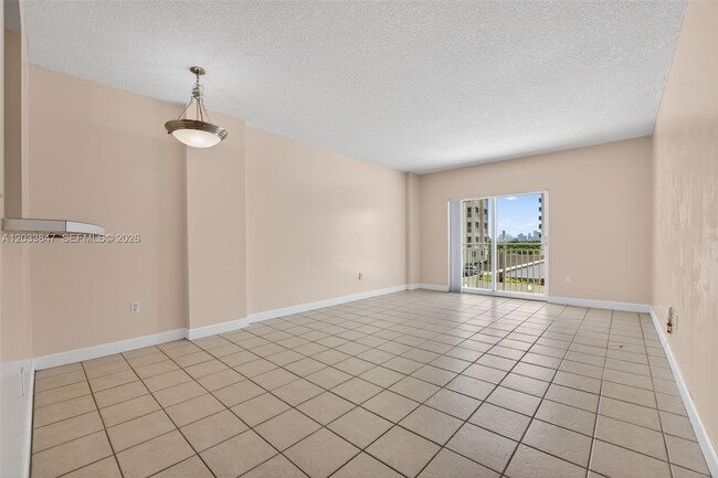 Building Photo - 50 Menores Ave