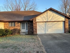 Building Photo - 3747 W Sylvania St