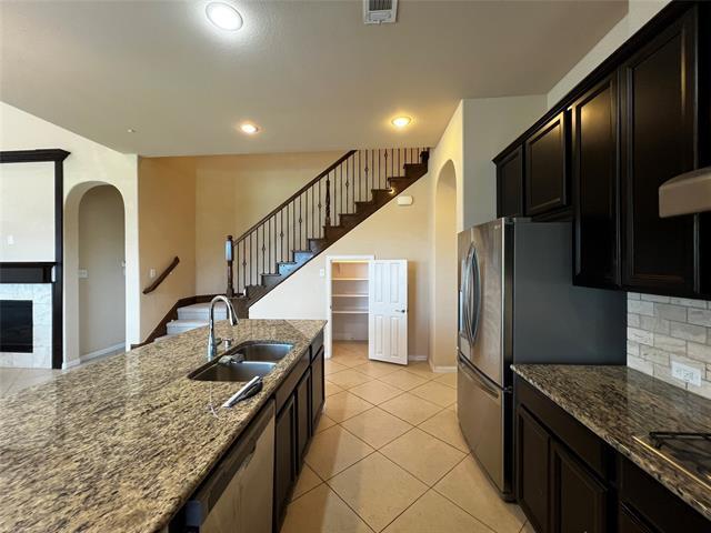 Foto del edificio - 2543 Turnberry Ct