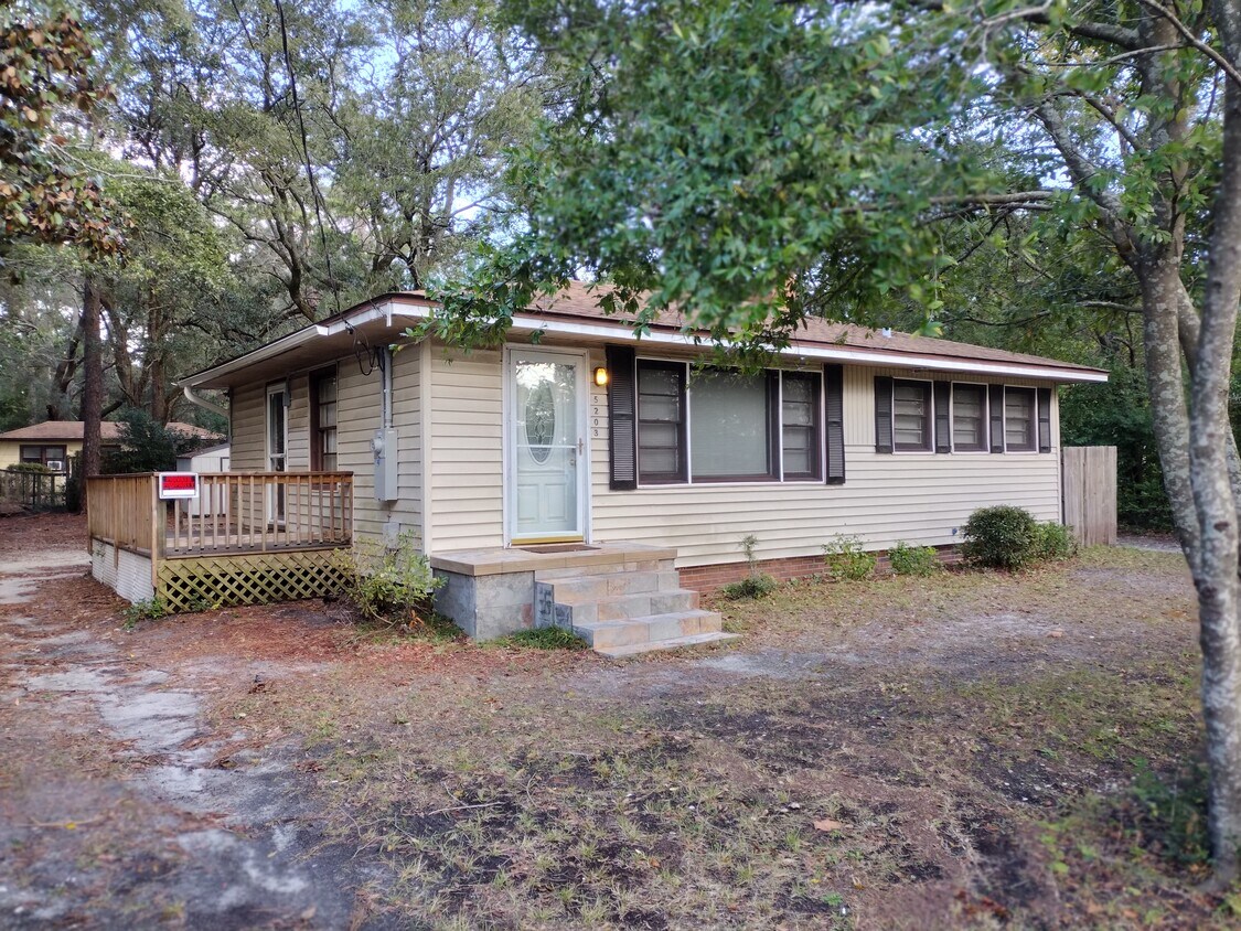 5203 Wrightsville Ave, Wilmington, NC 28403 House Rental in