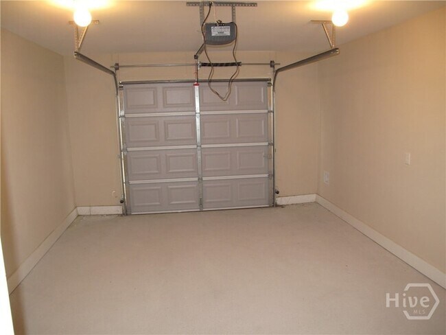 Foto del edificio - 25 Connor Lp