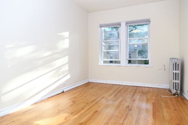 Building Photo - 2830 N Burling St