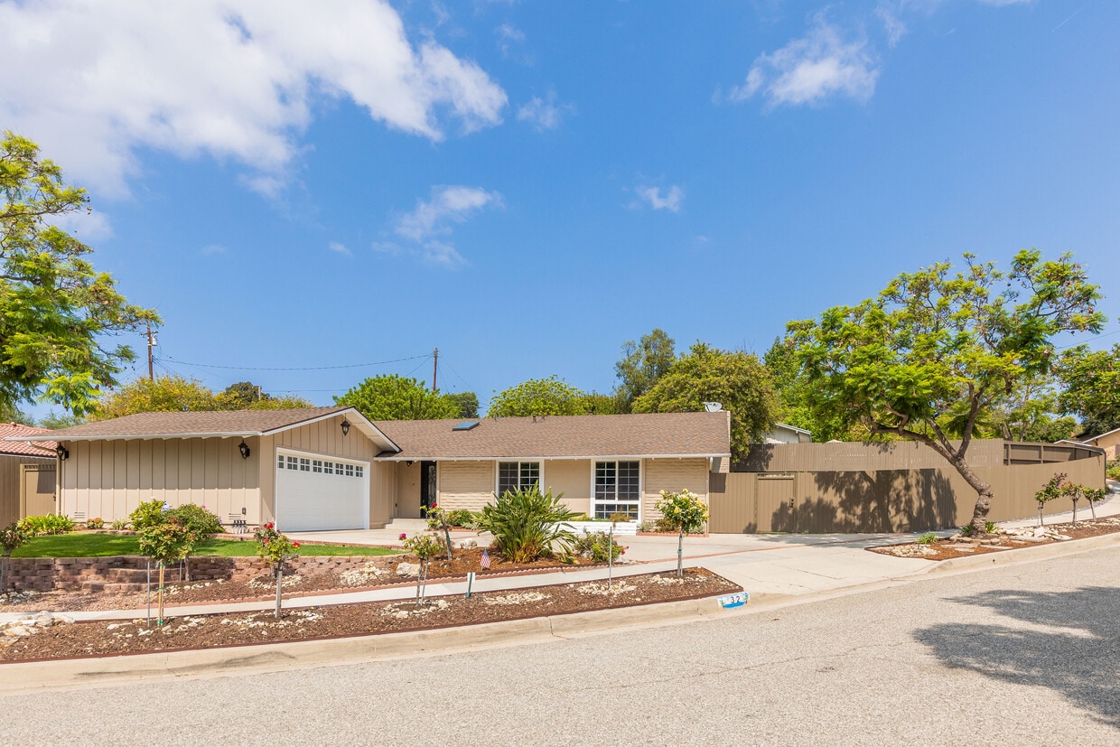 32 Silver Spring Dr, Rolling Hills Estates, CA 90274 House for Rent
