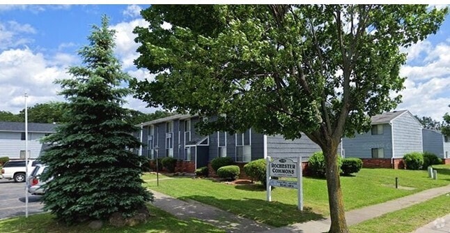 Building Photo - Rochester Commons at Cambridge Court