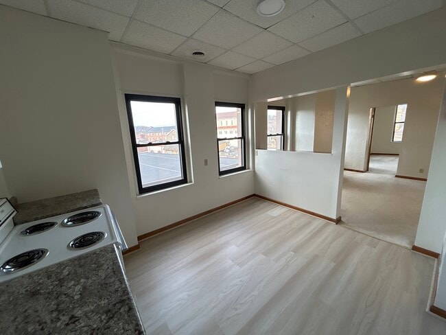Elste 2B - Elste & D&T Buildings