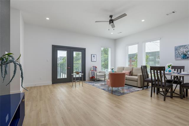 Building Photo - 2801 Weisenberger St