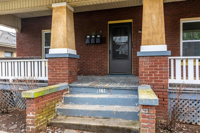 Building Photo - 161 Preston Ave