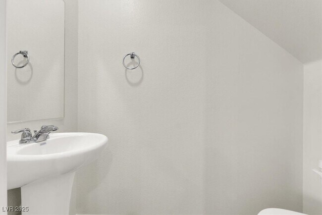 Foto del edificio - 6065 Amaryllis Fls St