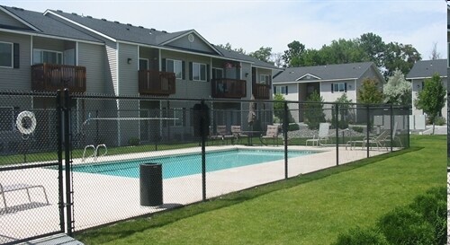 Piscina - Aaron Ridge Apartments