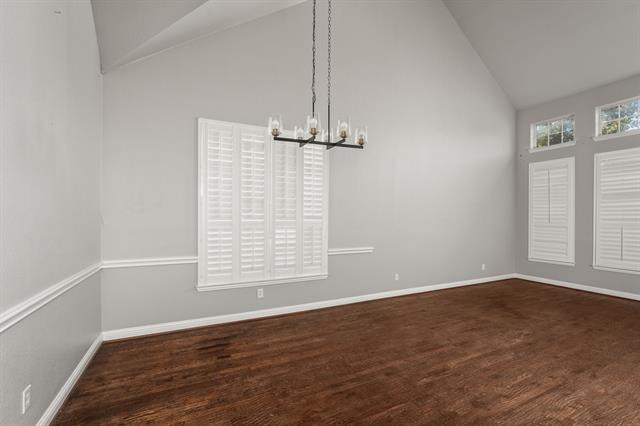 Building Photo - 3680 Roosevelt Dr