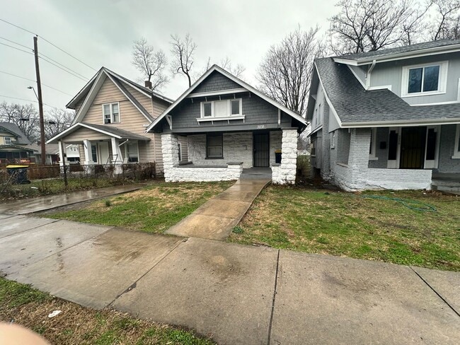 Building Photo - 3838 South Benton Ave. | 3 Bed, 1 Bath