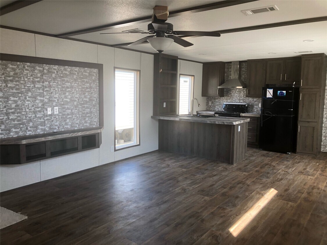 Foto del edificio - 10161 Pollard Rd