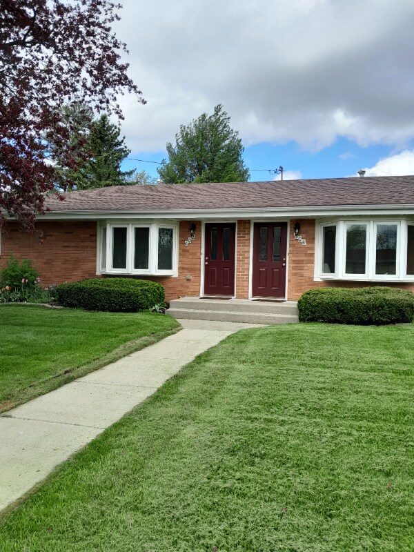 Foto principal - 602 E Washington St