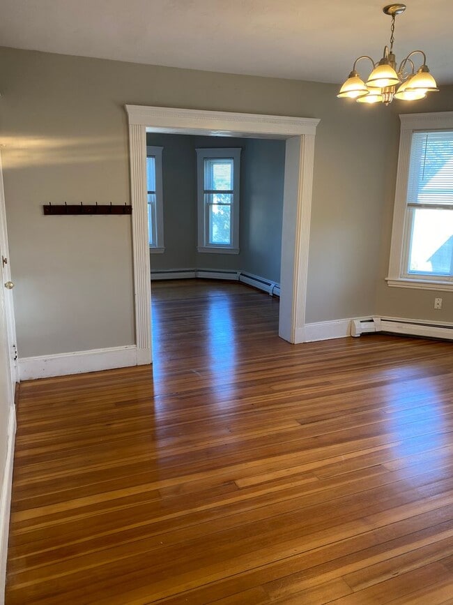 Building Photo - Trump Property