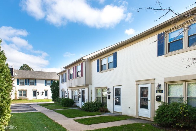 Building Photo - 2505 Miller Ave