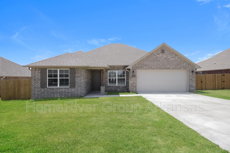 2205 Misti Woods St, Gentry, AR 72734 House for Rent in Gentry, AR