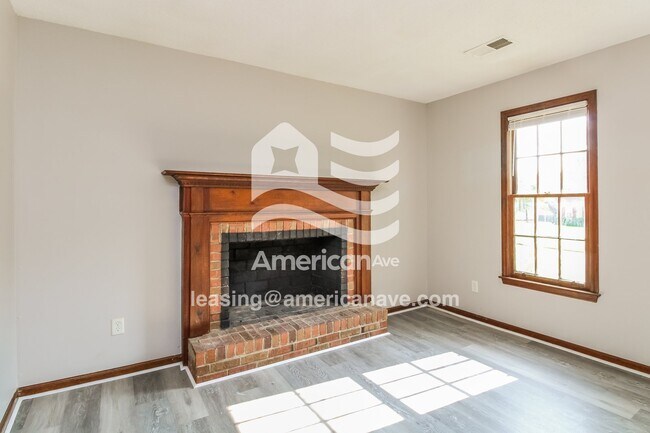 Foto del edificio - 217 Chadford Rd