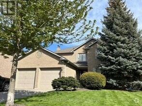 Building Photo - 1128 Lansdown Dr