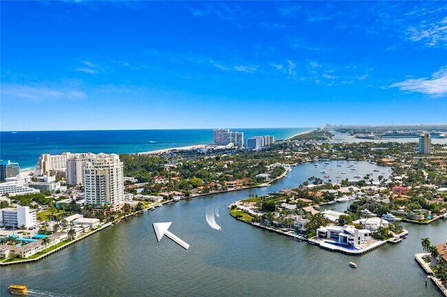 Foto del edificio - 3055 Harbor Dr