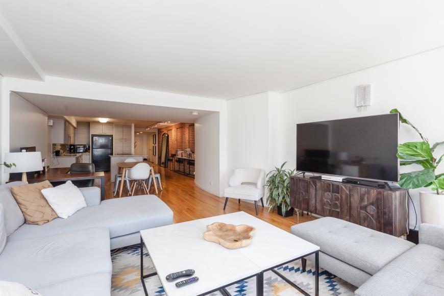 Foto principal - 1 bedroom in Chicago IL 60605