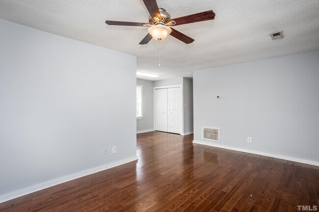 800 Tipton St photo'