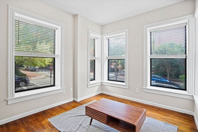 Foto del edificio - 2101 N St NW