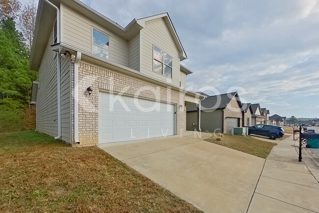 Building Photo - 11557 Crimson Ridge Rd