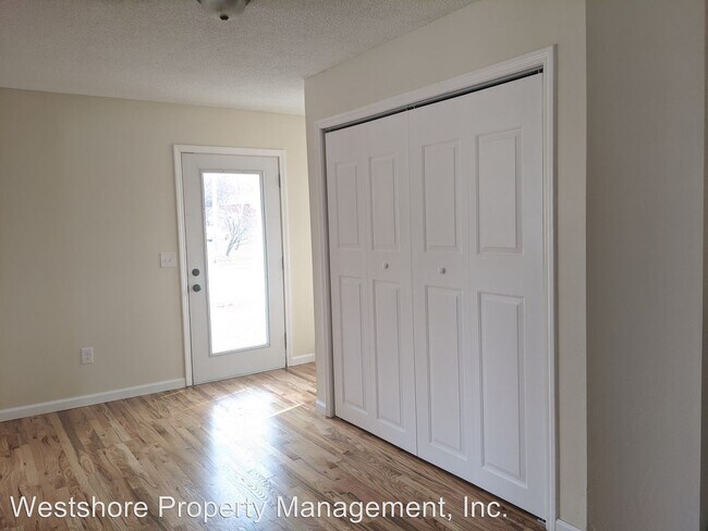 Building Photo - 5 br, 2.5 bath House - 2331 McCracken St