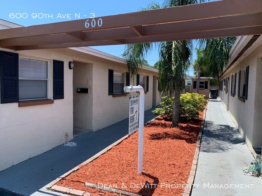 Foto principal - 600 90th Ave N