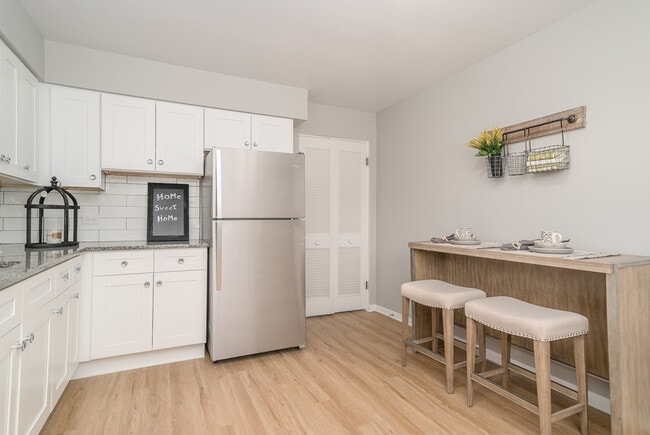 Building Photo - 34 S Kensington Ave