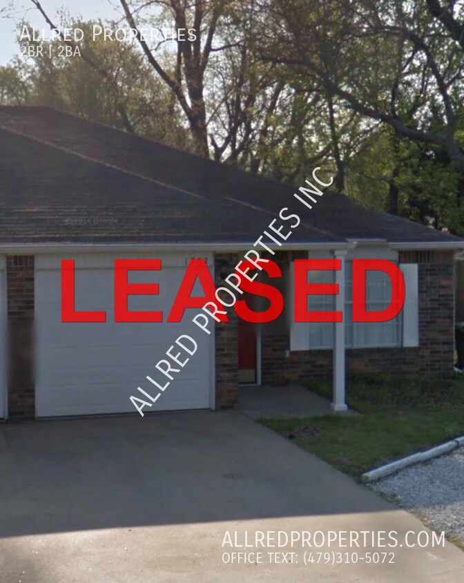 Primary Photo - Duplex for rent in Fayetteville!!