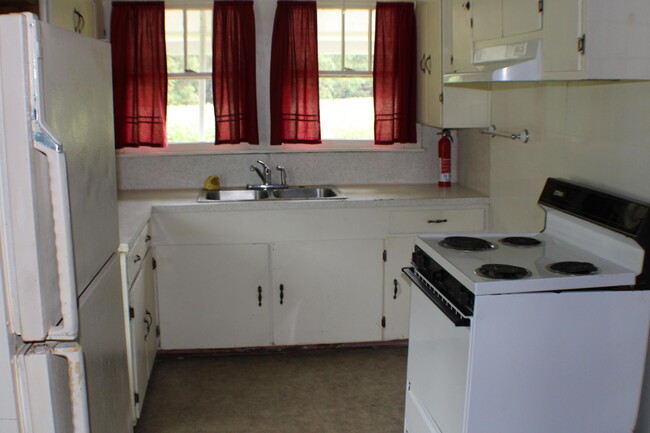 Foto del edificio - 3035 Sandy Run Rd