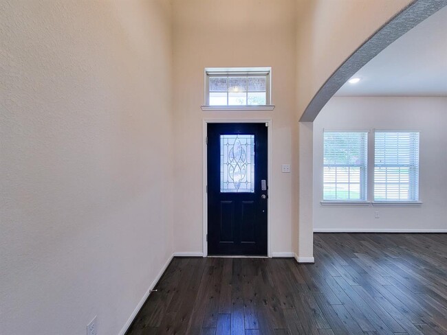 Building Photo - 26522 Yukon Straight Dr