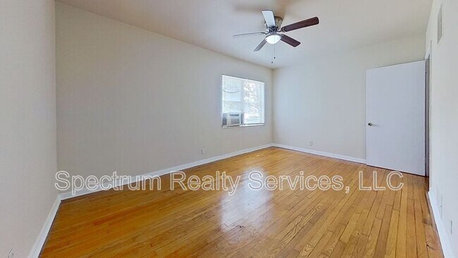 Foto del edificio - 2589 Atlantic Blvd