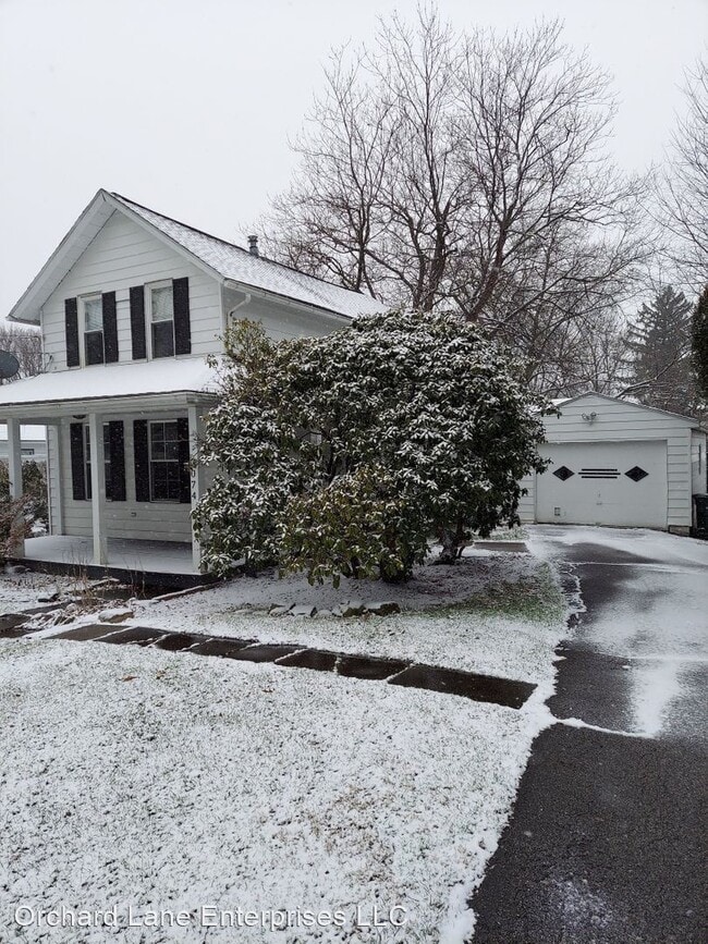 Building Photo - 3 br, 1 bath House - 2074 Germaine
