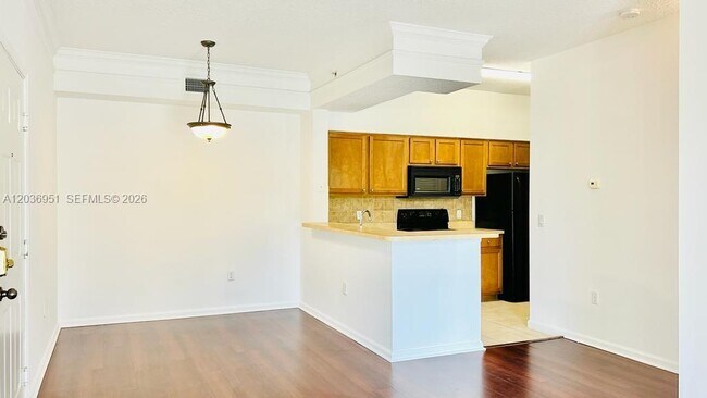 Foto del edificio - 2304 Myrtlewood Cir E