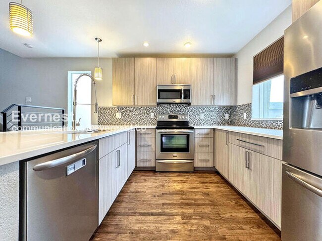 Foto del edificio - 8130 W 10th Ave