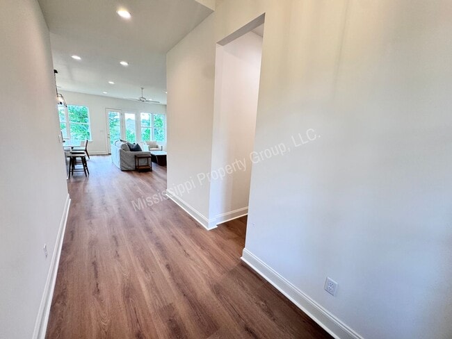 Foto del edificio - 4BR/3BA - New Construction - For Rent