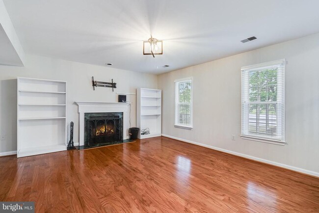 Foto del edificio - 5915 Pumpkinseed Ct